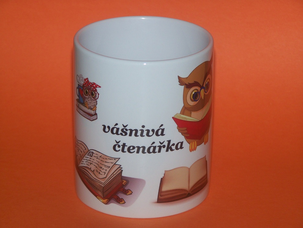 hrnek Vášnivá čtenářka