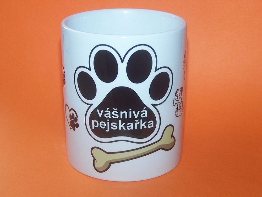 hrnek Vášnivá pejskařka